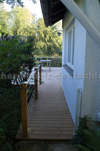 PICT5838.jpg - Thermokiefer 25 x 115 mm Barfuß-Oberfläche Wave WellnessFertigelemente mit unsichtbarer Verschraubung 